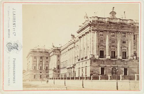 Madrid. El Palacio Real por la plaza de Oriente