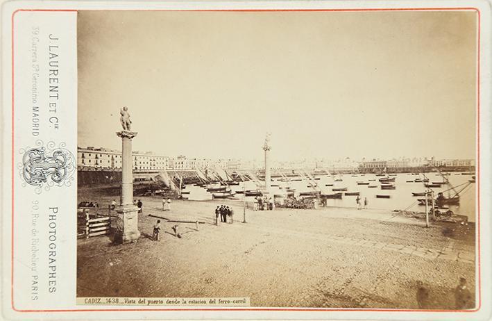 Cádiz. Vista del puerto desde la estación del ferrocarril