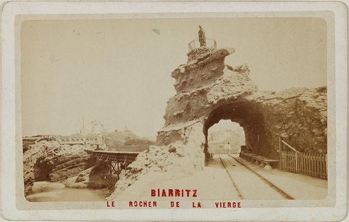 Biarritz. Le rocher de la Vierge