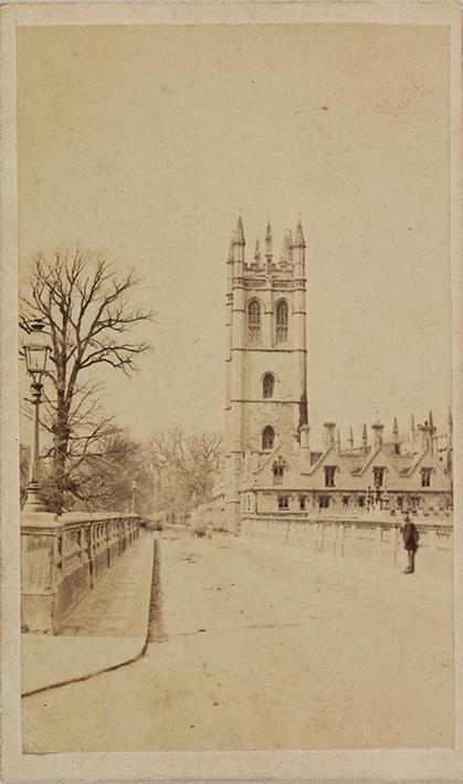 (Magdalen College and Oxford bridge)