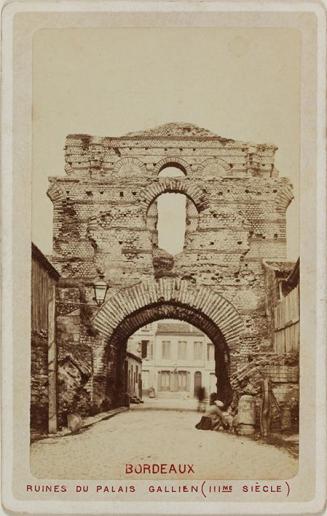 Bordeaux. Ruines du palais Gallien (IIIeme Siècle)