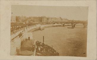 (Londres. Los muelles)