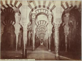 Córdoba. Vista interior de la Mezquita o Catedral