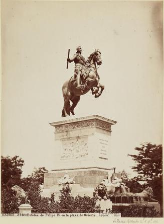 Madrid. Estatua de Felipe IV en la plaza de Oriente