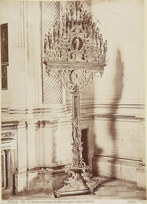 Séville. Le Tenebrario ou fameux chandelier triangulaire (dans la cathédrale)