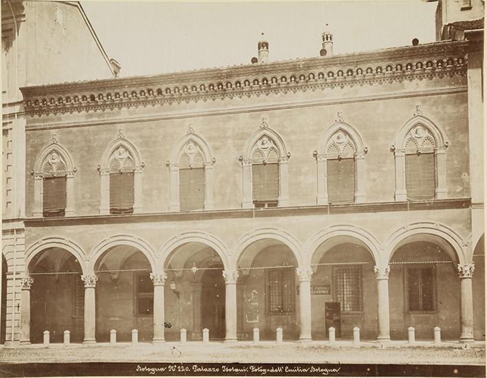 Bologna. Palazzo Isolani