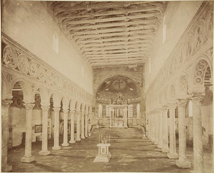 (Rávena. Interior de la Basílica de San Apolinar in Classe)