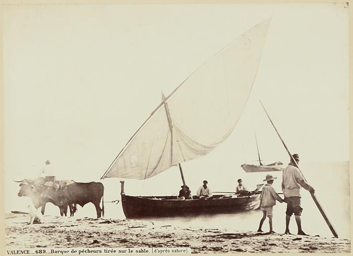 Valence. Barque de pêcheurs tirée sur le sable. (d’après nature)