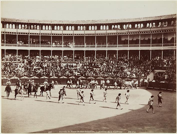 Corrida de Toros de San Sebastián. Entrada de la Cuadrilla