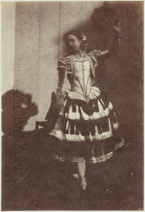 Bailarina de escuela bolera