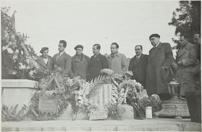 Periodistas madriñeños visitan la tumba del presidente Macià