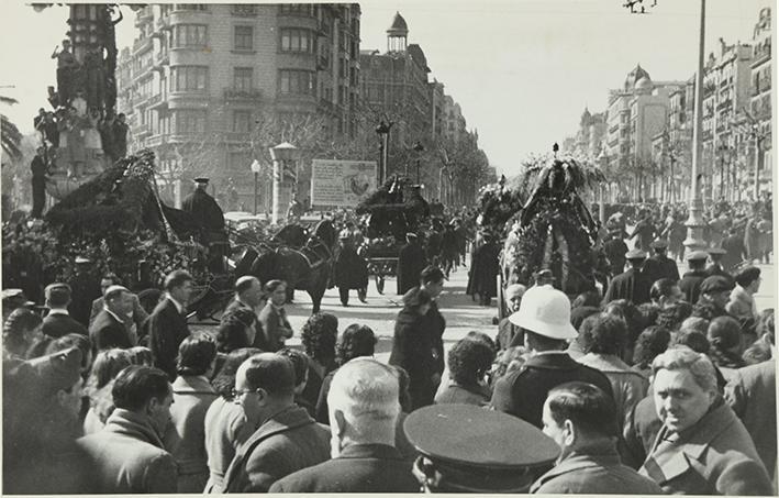 (Enterramiento de las victimas del 13 de febrero de 1937)