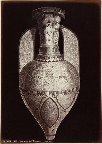 GRENADE._392_Vase arabe de l´Alhambra.