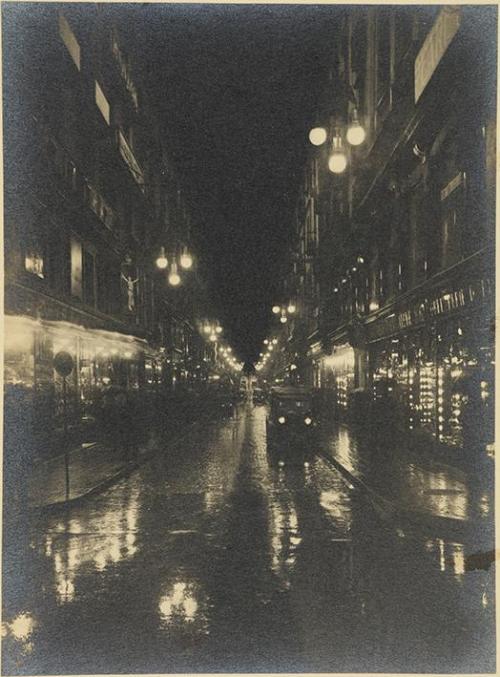 Barcelona de noche. Calle de Fernando