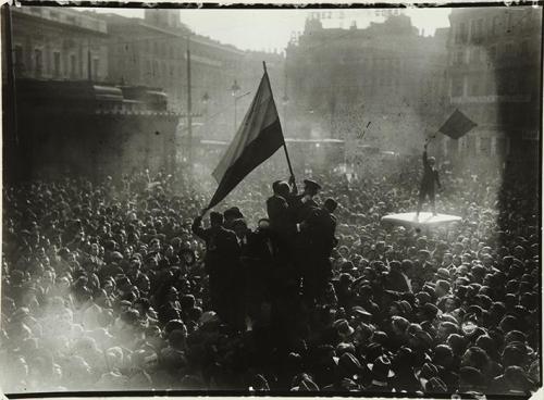 Proclamación de la República. Puerta del Sol 14 de abril de 1931