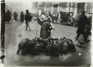 Vendedora de pavos en la plazuela de Santa Cruz