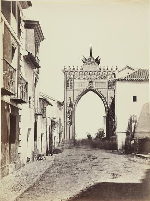 Jaén. Arco a la entrada de la ciudad