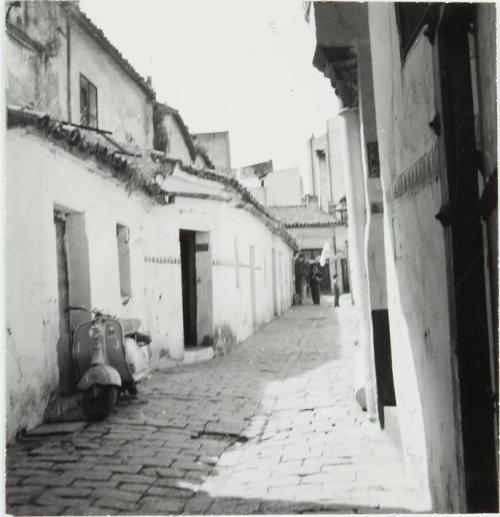 (Calle de pueblo)