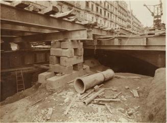 (Construcción del metro de Barcelona)